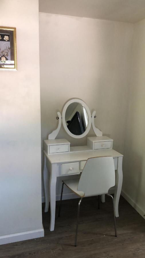 Cozy Room With Private Bathroom นิวยอร์ก ภายนอก รูปภาพ